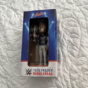 Todd Frazier Mets WWE bobble head 2018